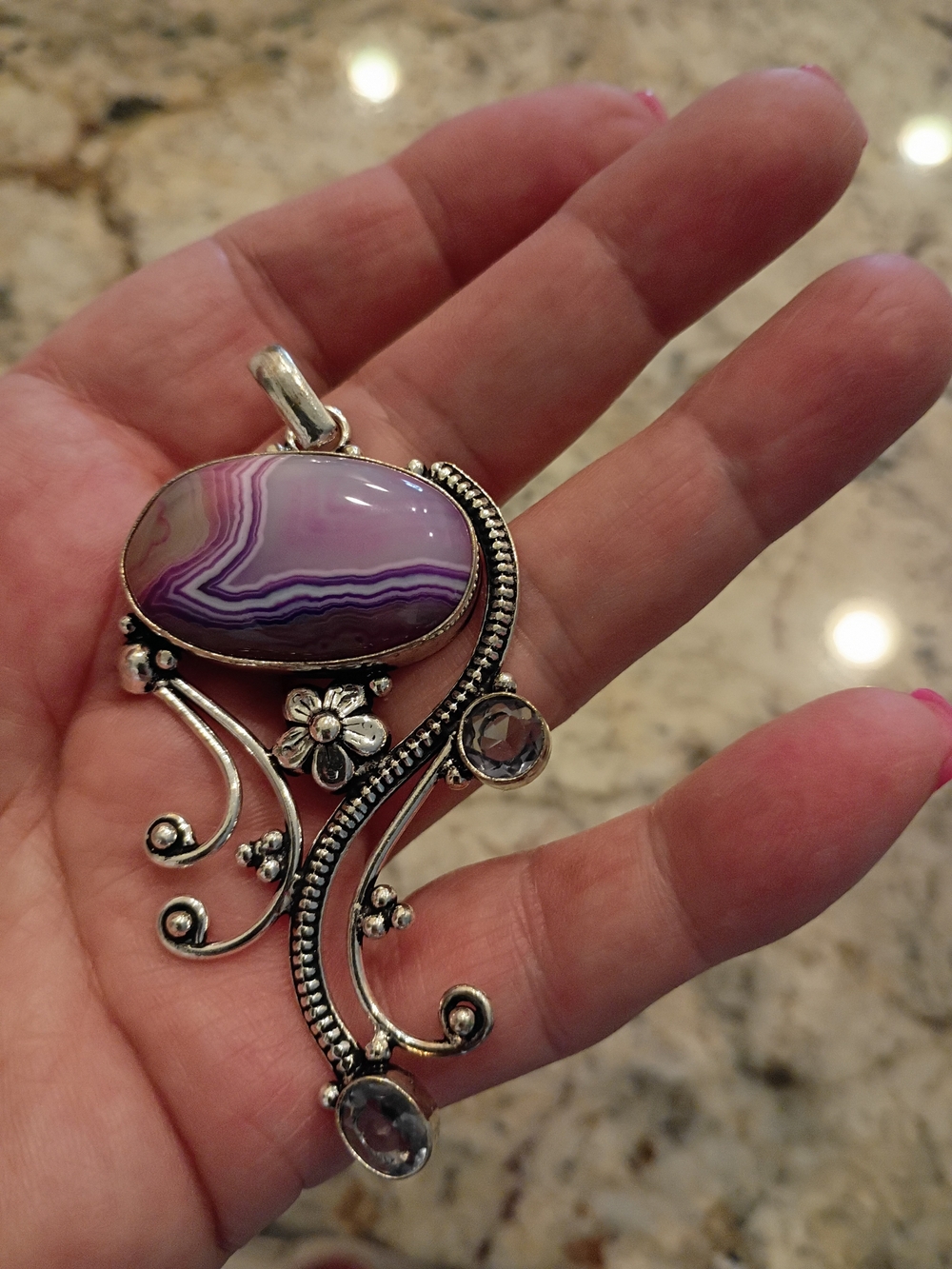 HugeSilverToneREAL Purple AgatePeriwinkle Stones PendantAMAZING PATERNS/COLORS! - Picture 2 of 3